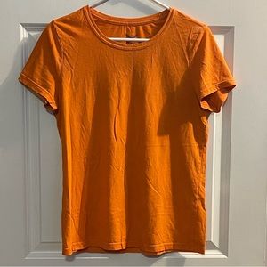 TOP/TEE SIZE L